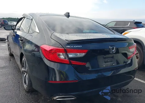 2021 Honda Accord Sport 2.0T z USA, uszkodzony, nr VIN 1HGCV2F33MA023317